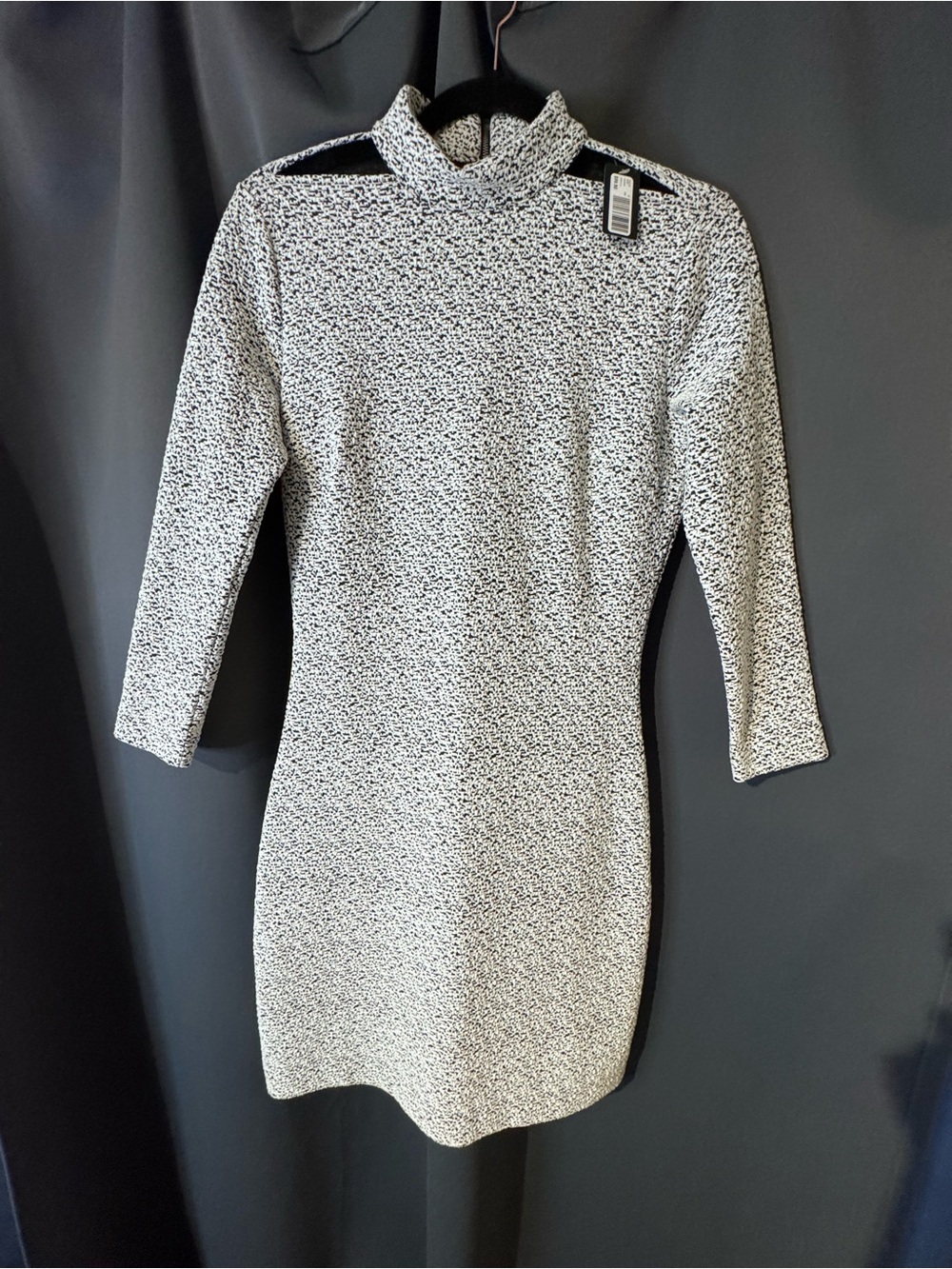 NEW RW&CO Black & White Turtleneck Sweater Dress – Size S – New With Tag